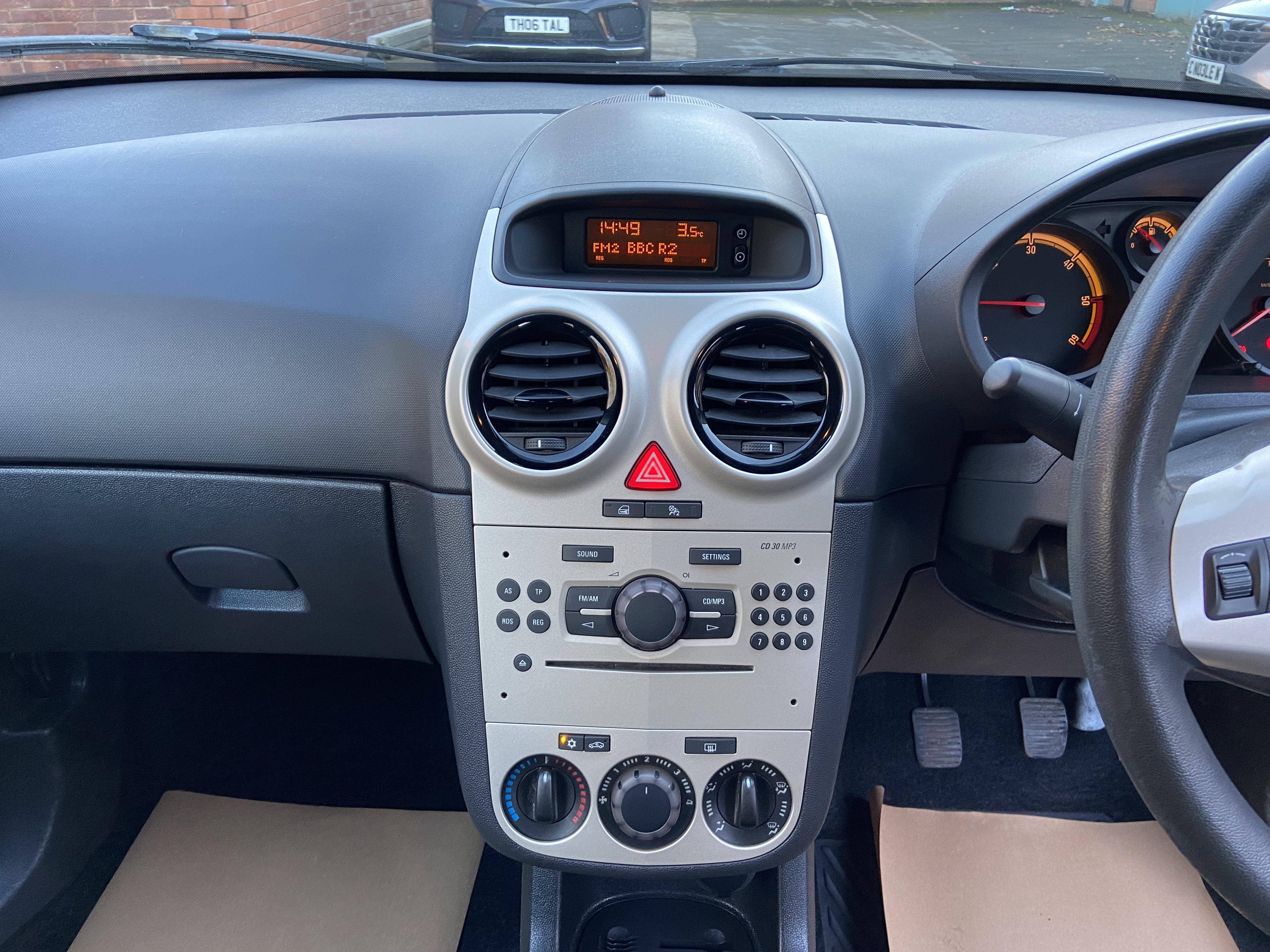 additional car image