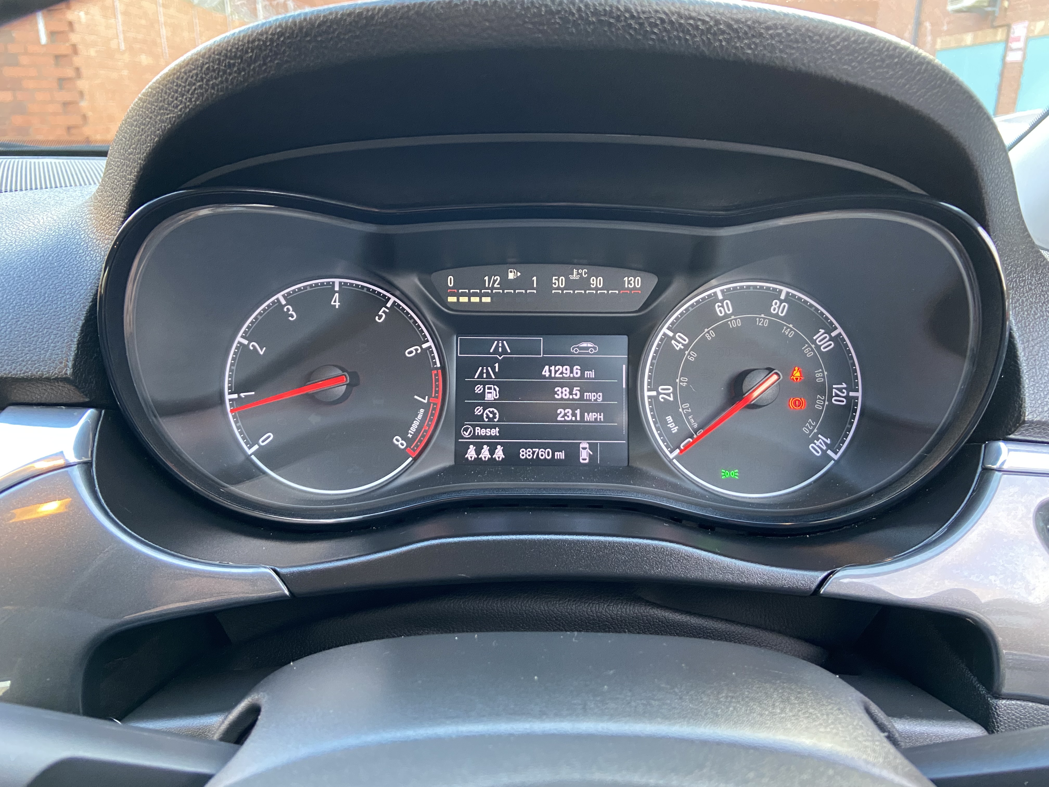 additional car image