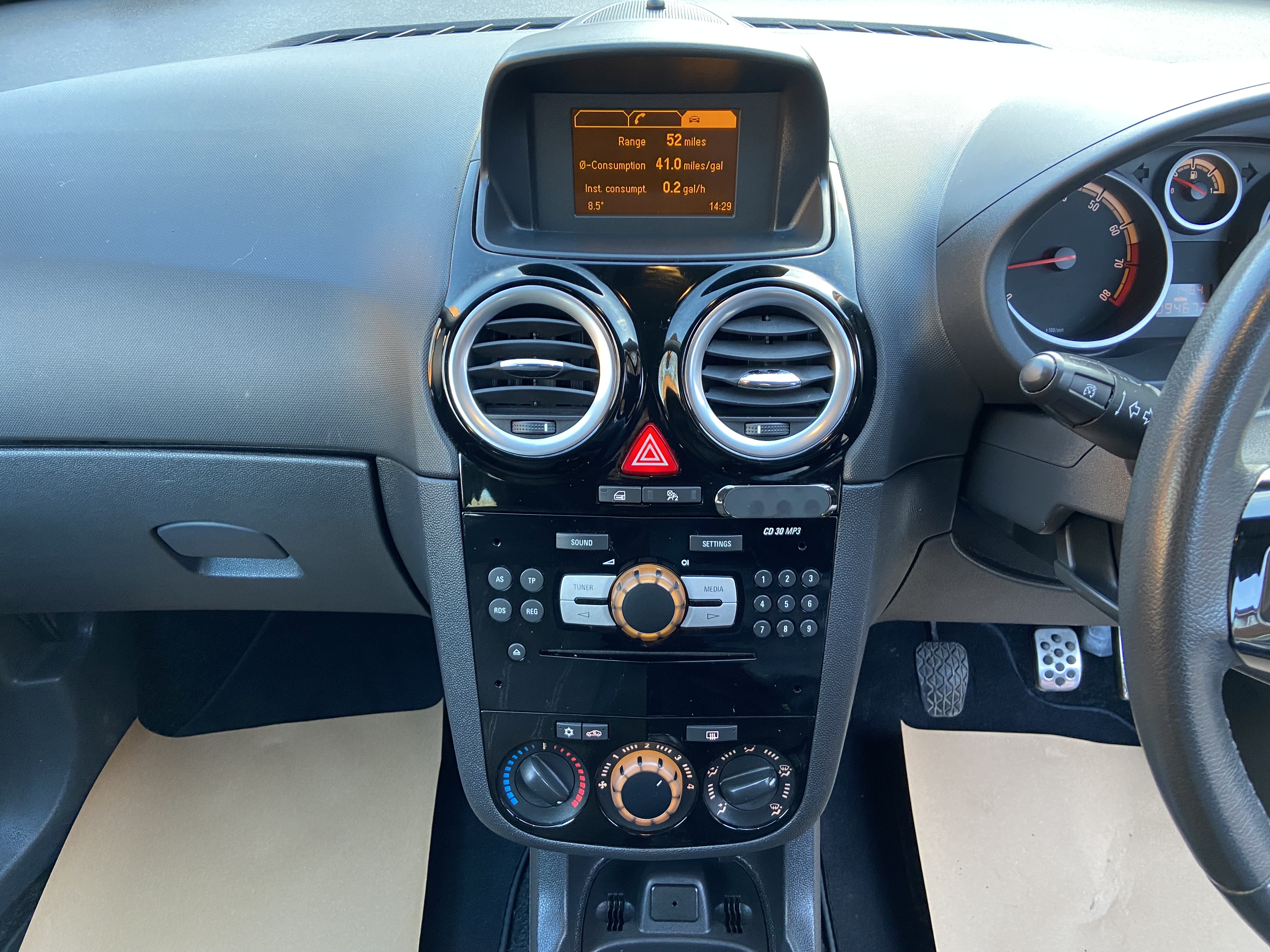 additional car image