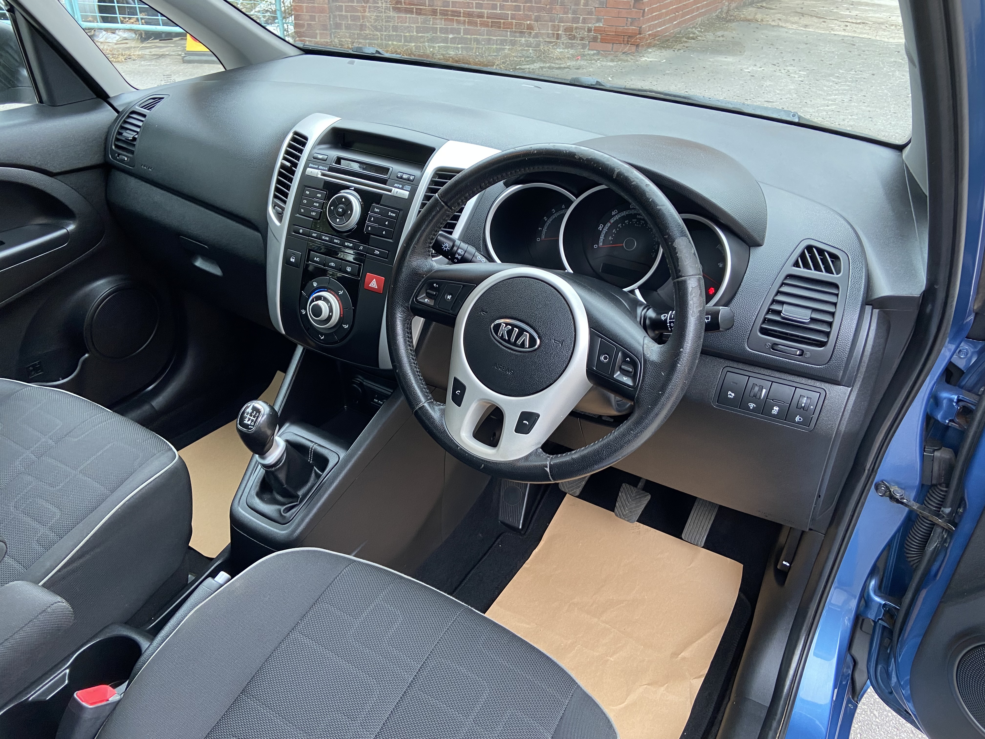 additional car image