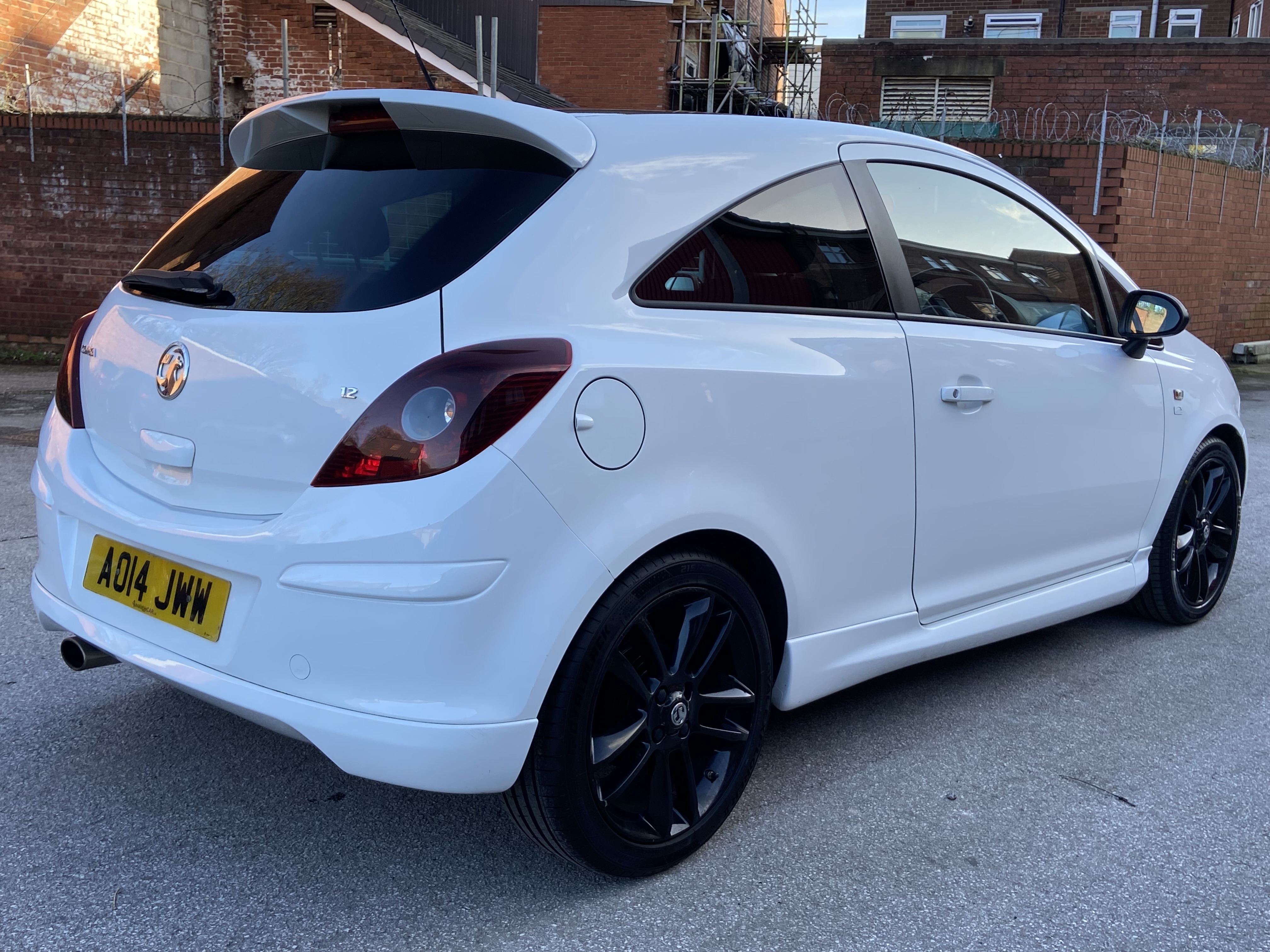 additional car image