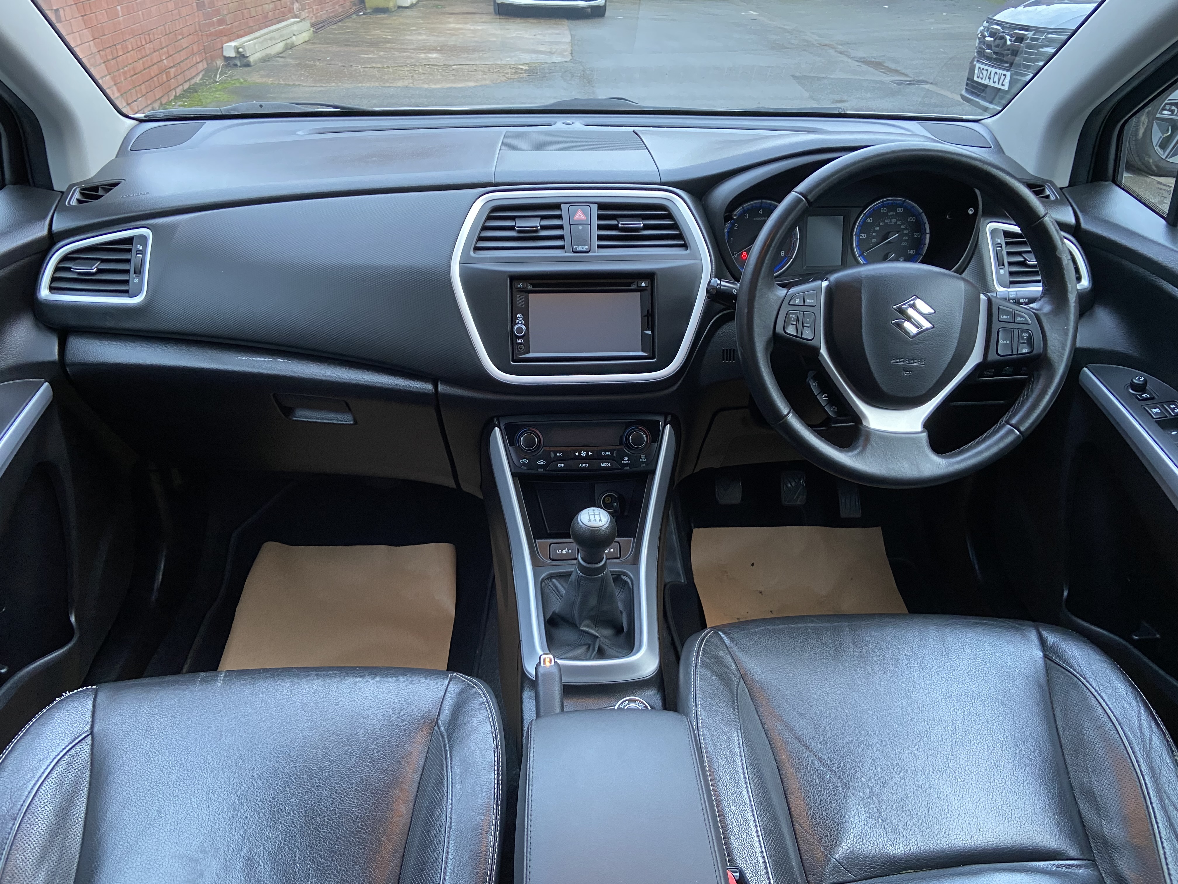 additional car image