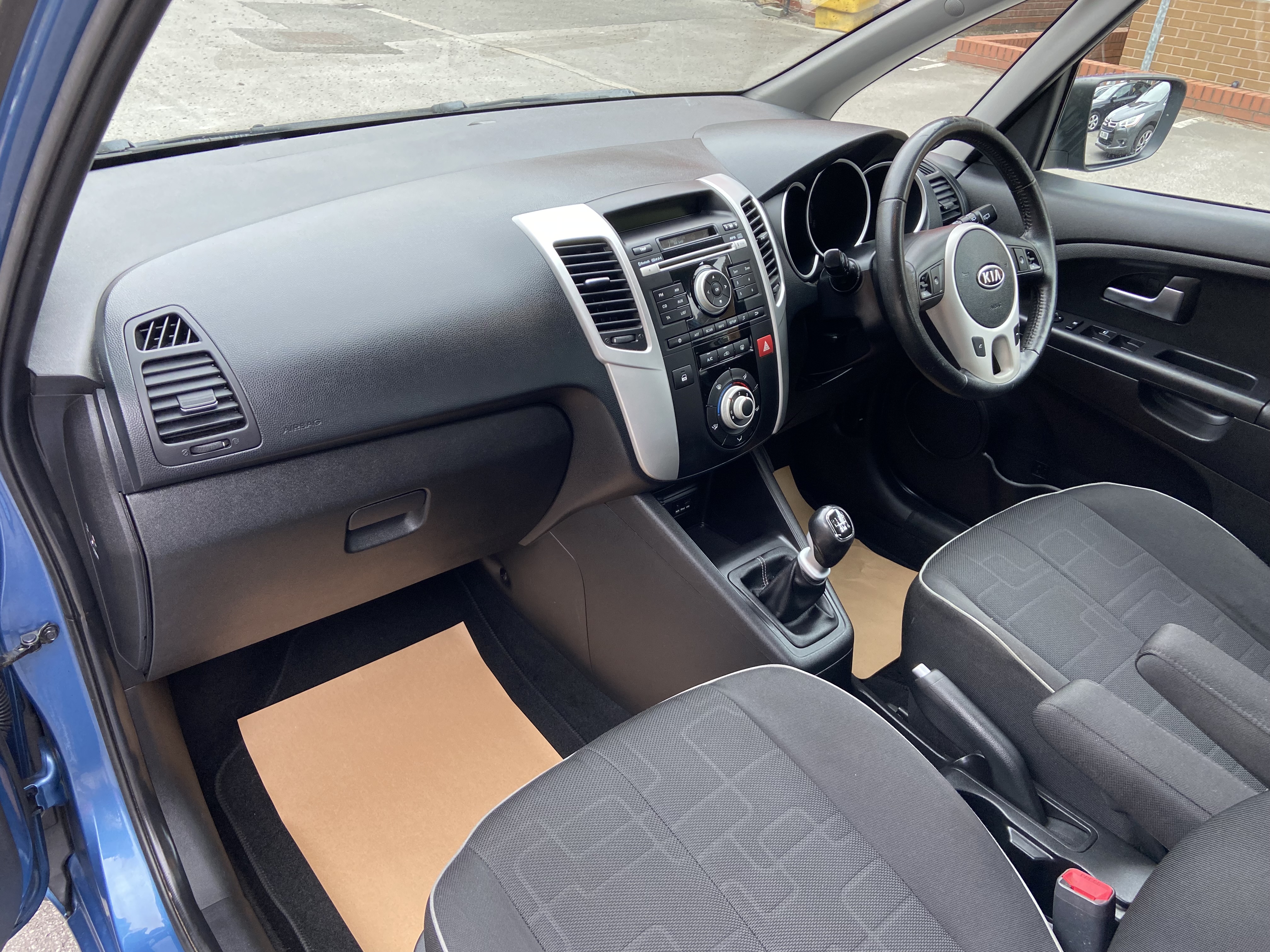 additional car image