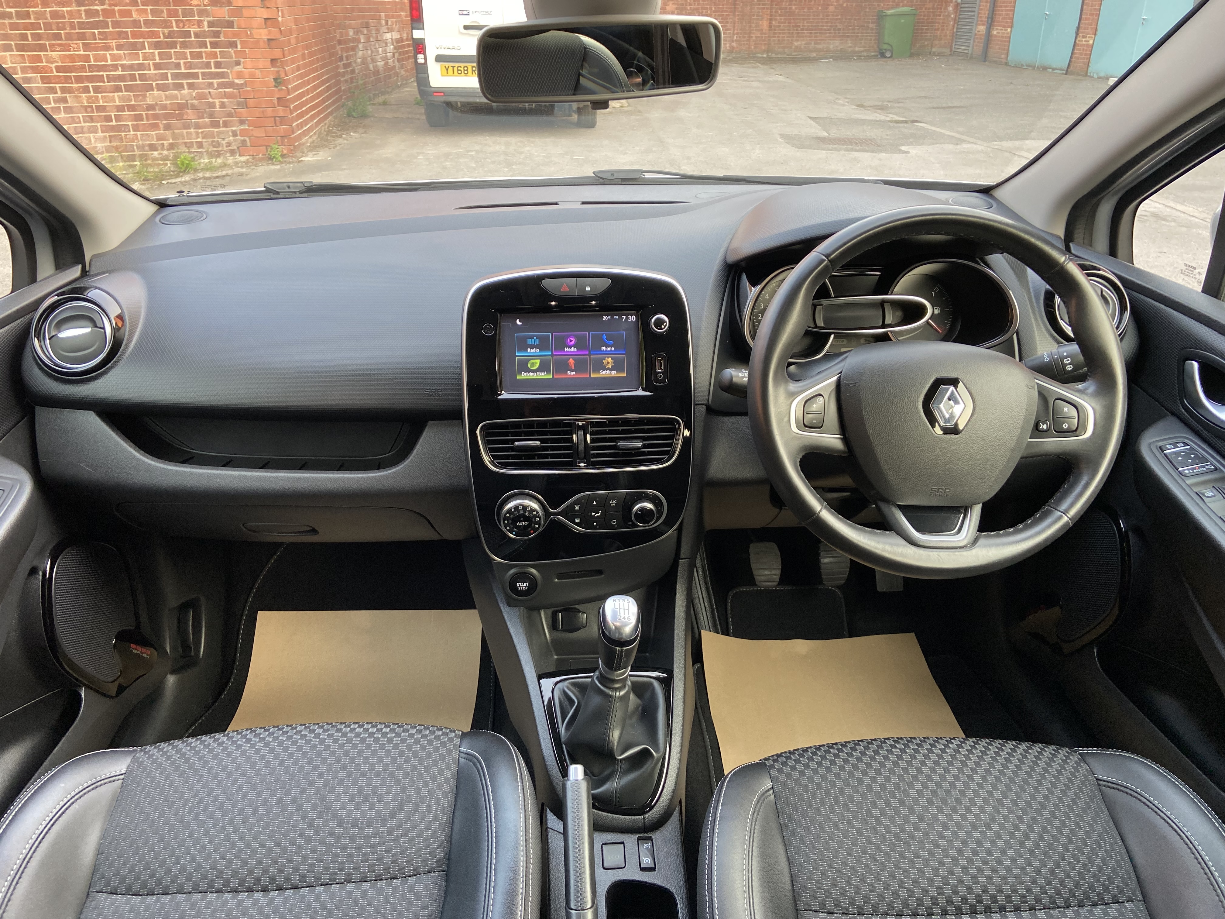 additional car image