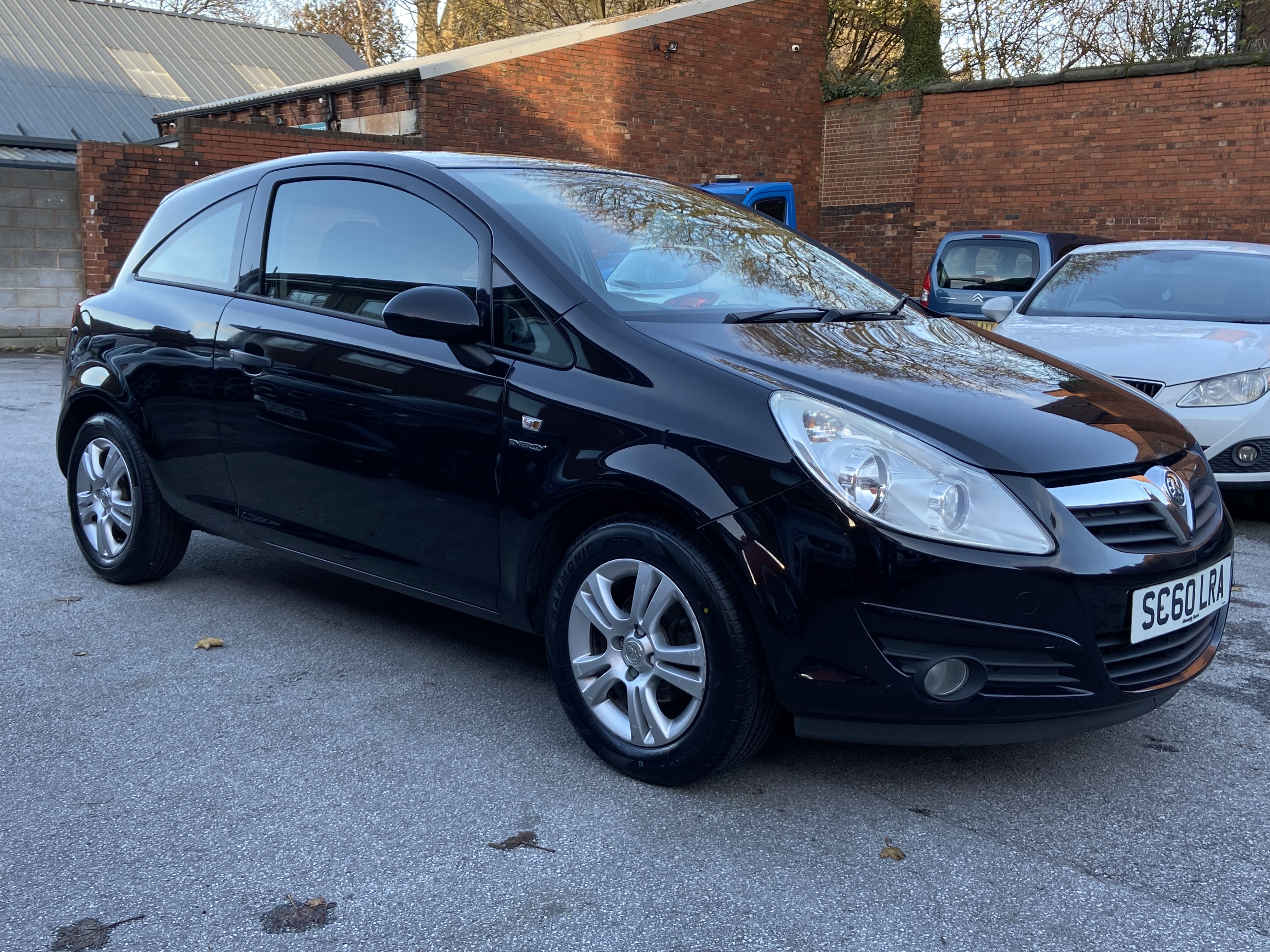 additional car image