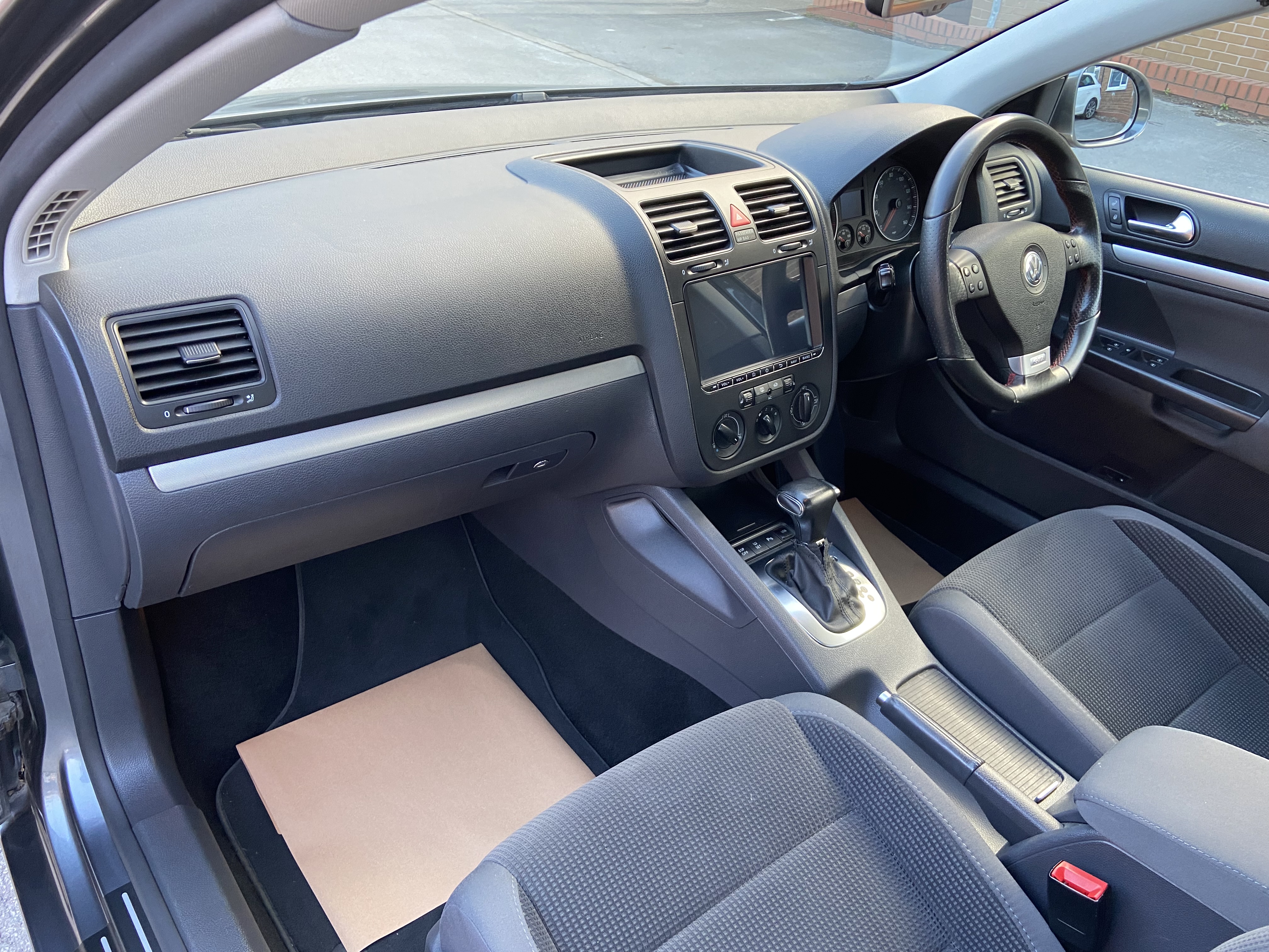 additional car image