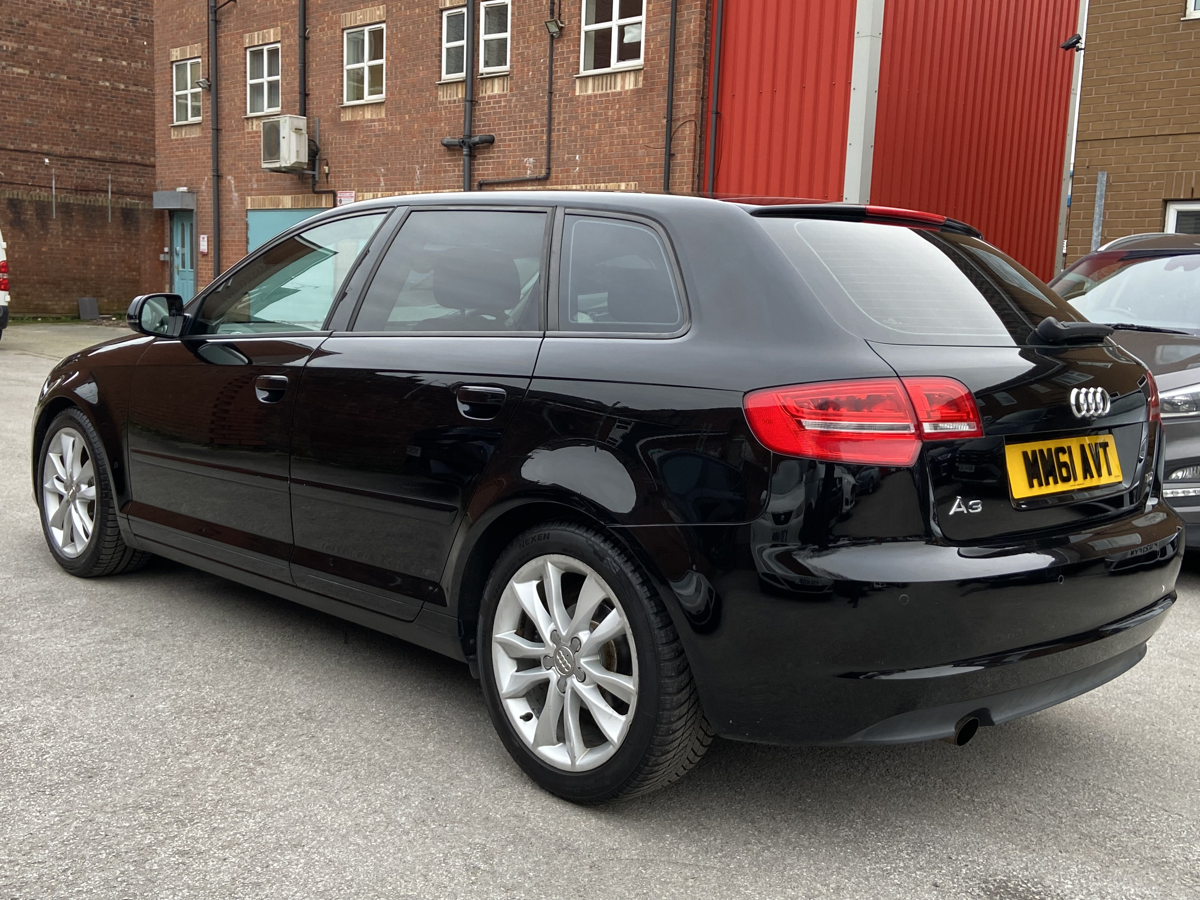 additional car image