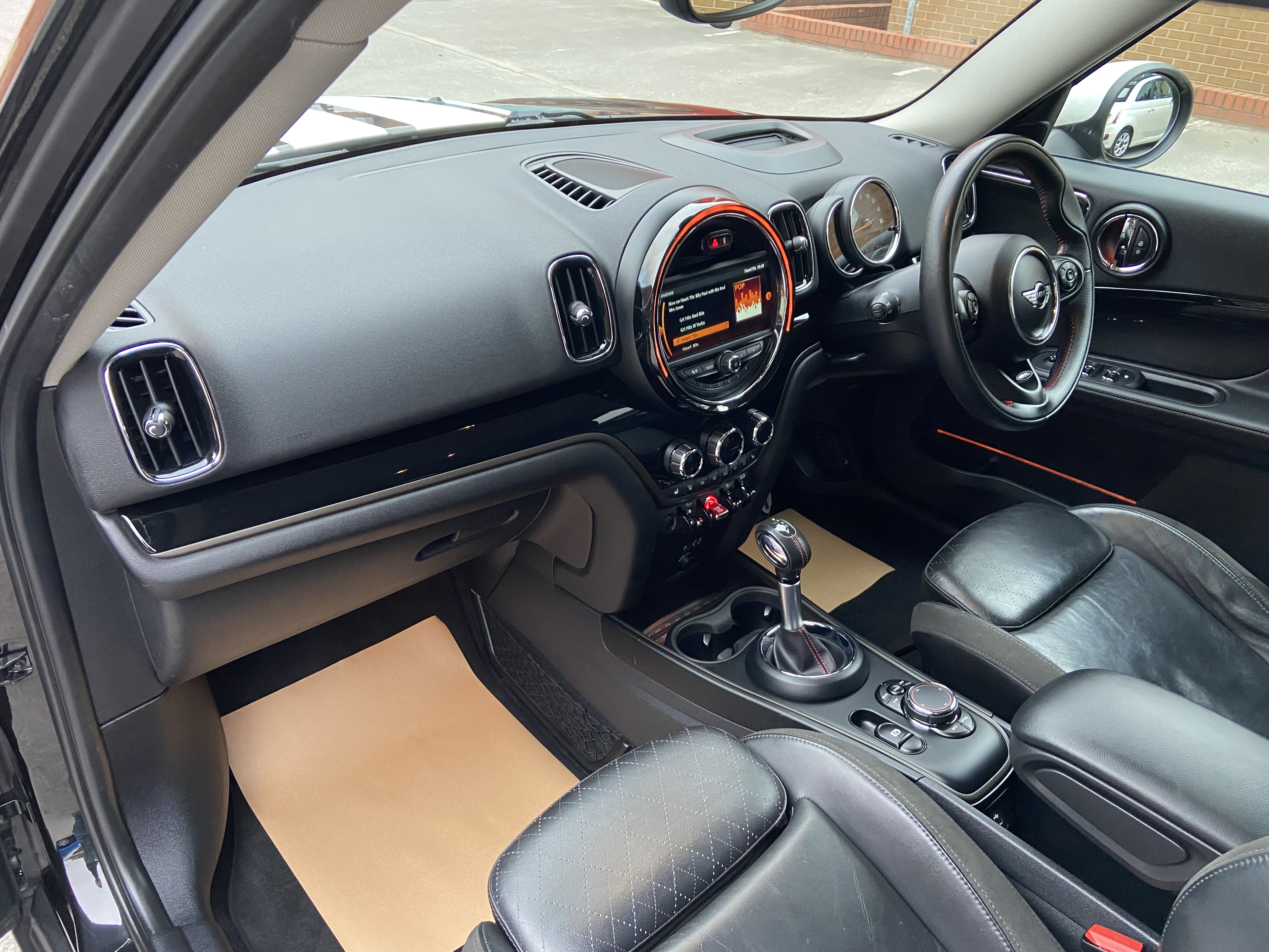 additional car image