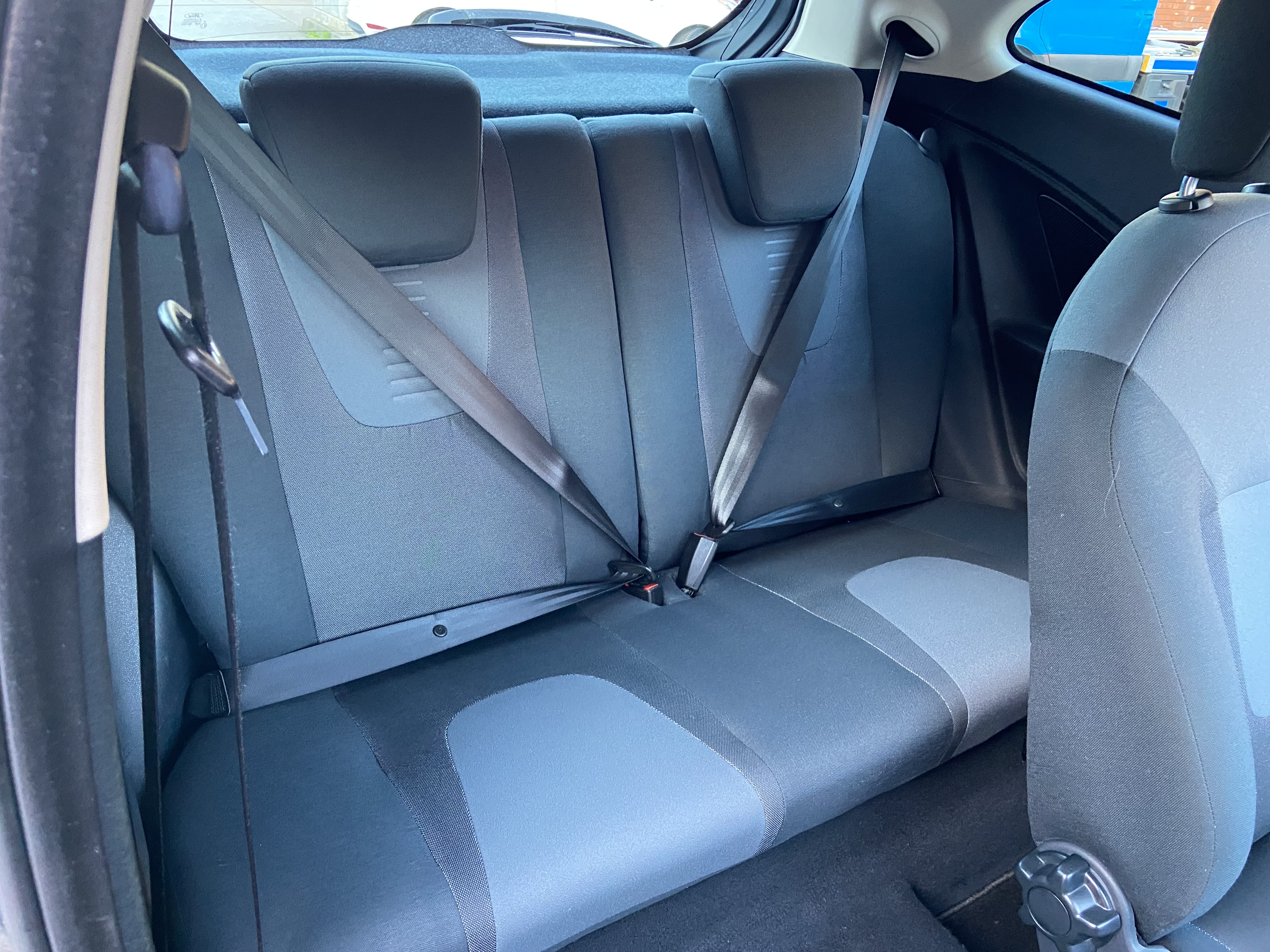 additional car image