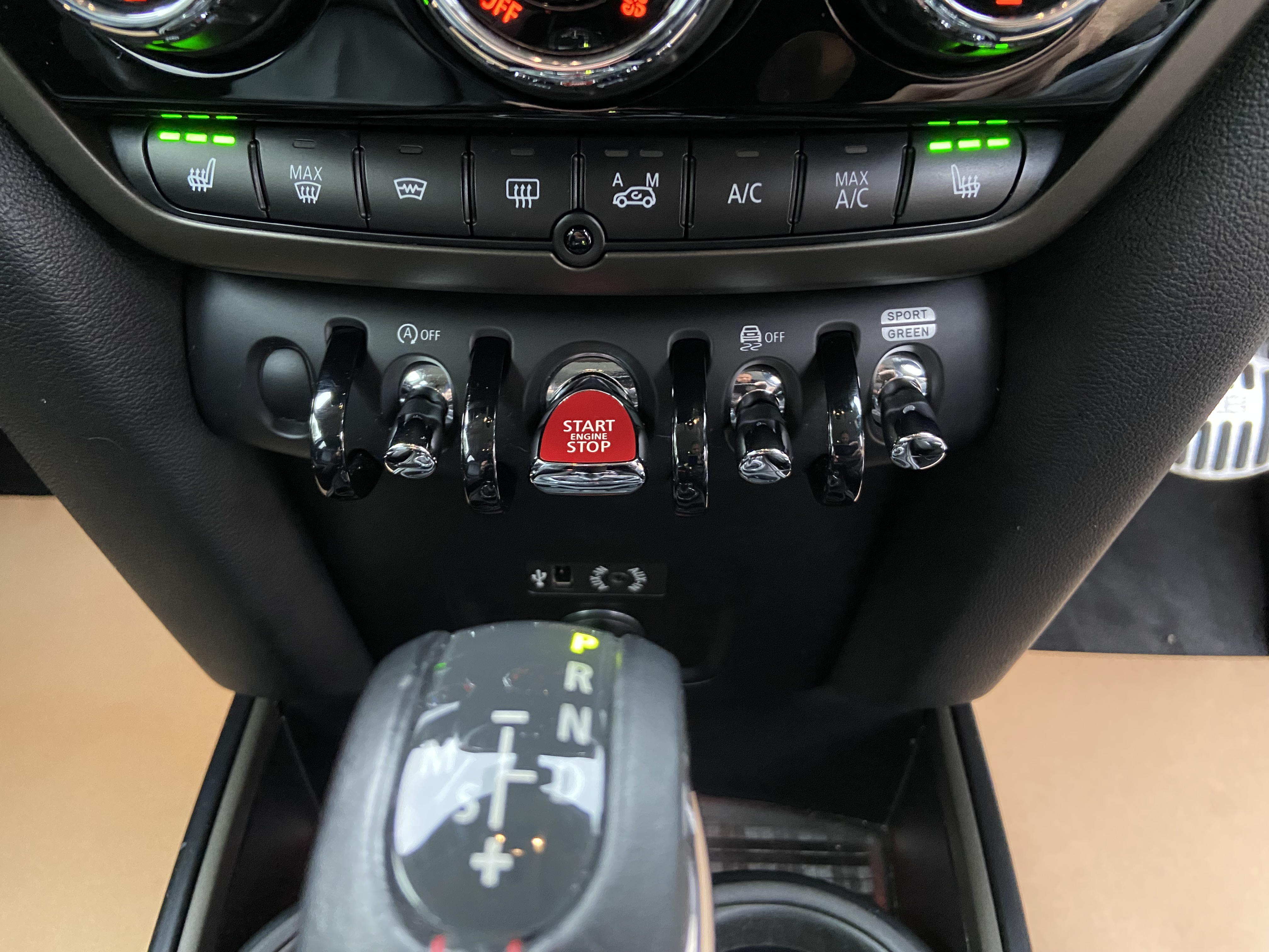 additional car image