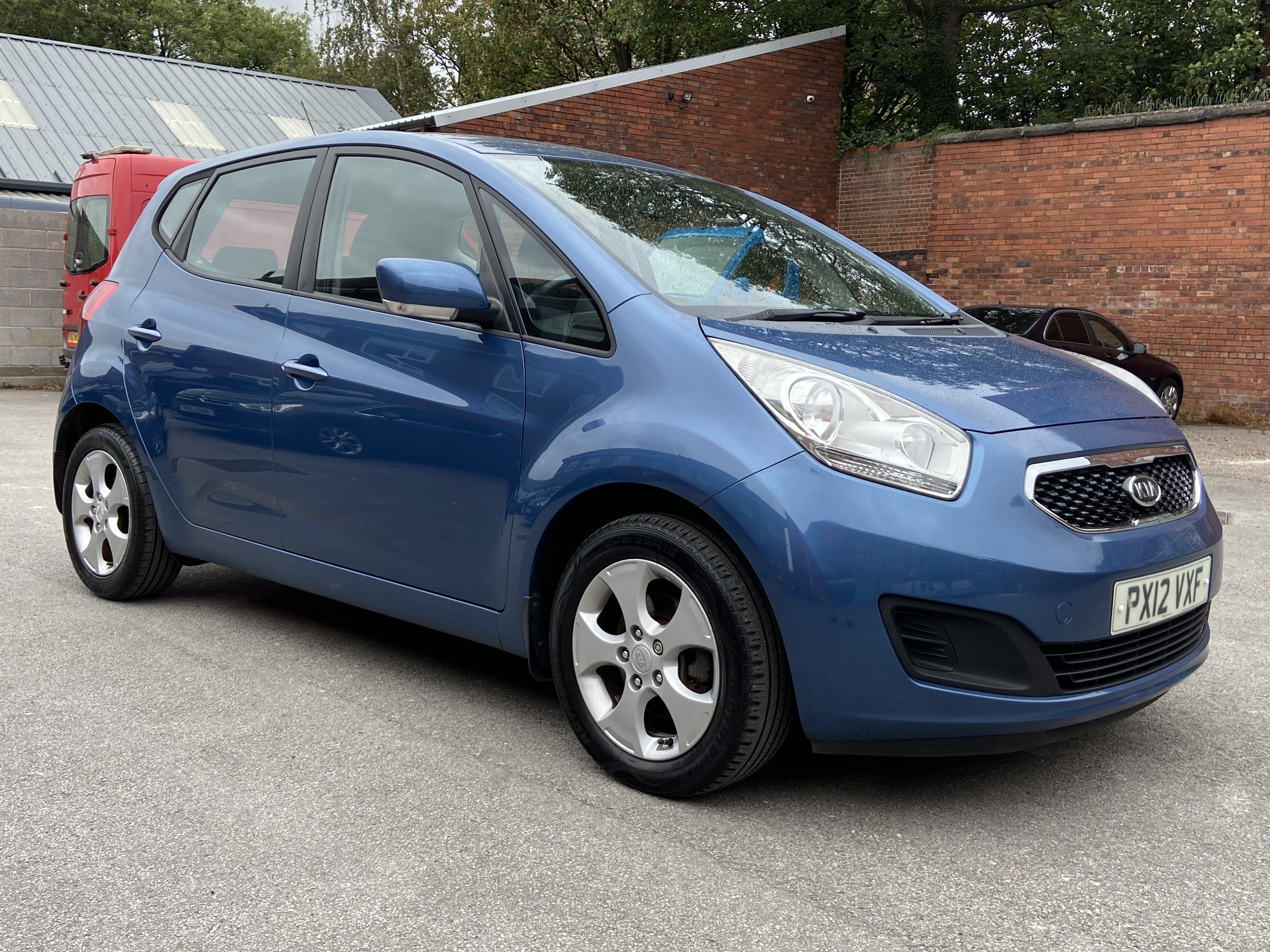 additional car image