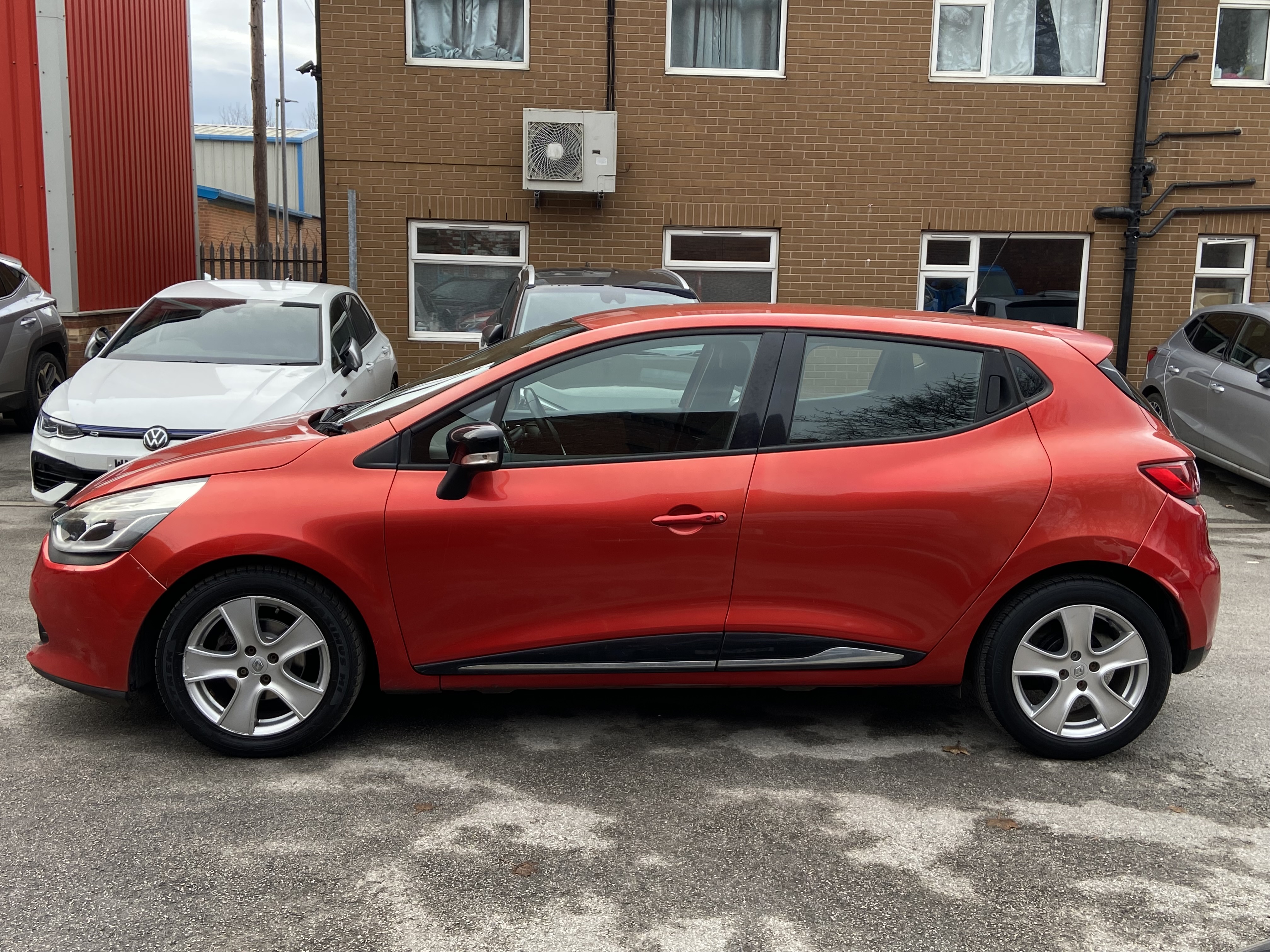 additional car image