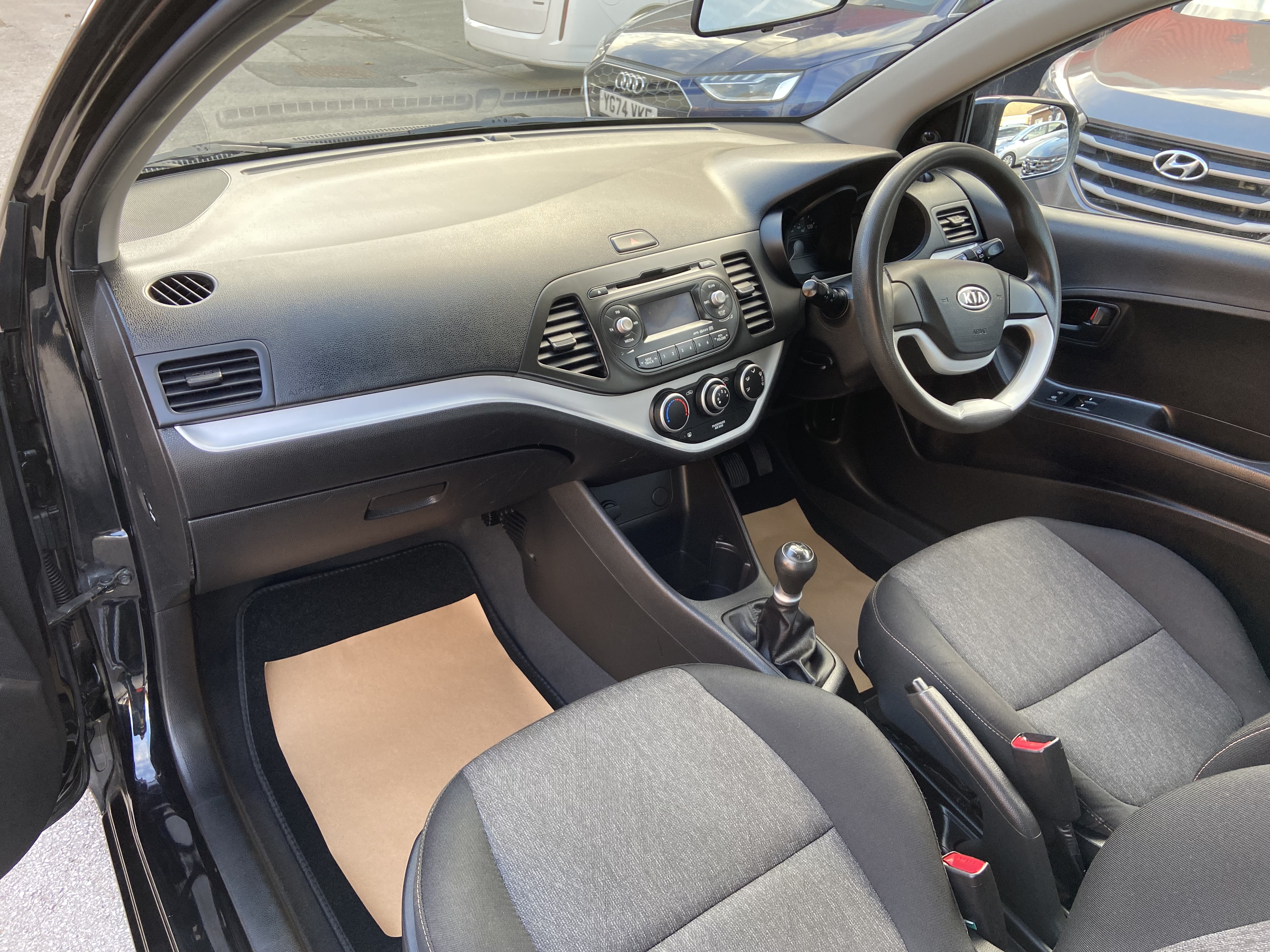 additional car image