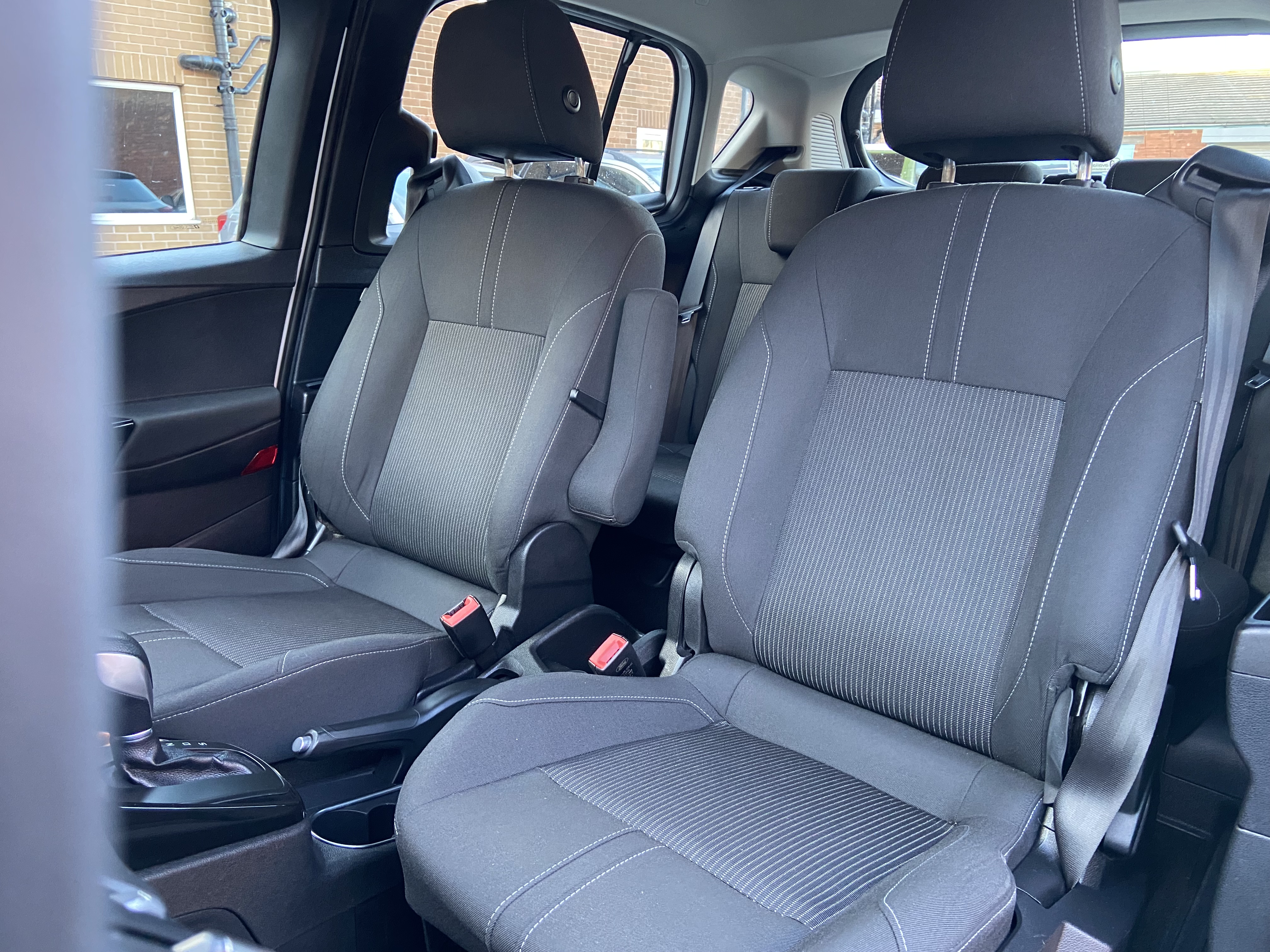 additional car image